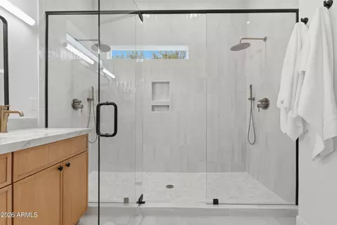 Bath - 7703 E Sayan St, Mesa, AZ 85207 photo 1 of 5