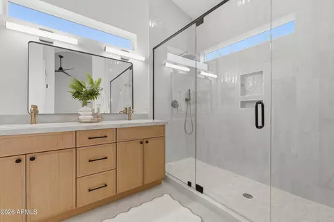 Bath - 7703 E Sayan St, Mesa, AZ 85207 photo 3 of 5