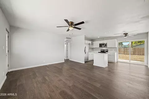 Living - 263 W Hunter St, Mesa, AZ 85201 photo 1 of 7