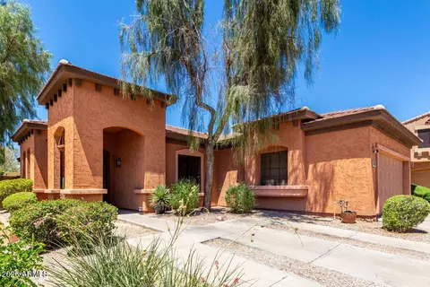 Exterior - 7039 S Golfside Ln, Phoenix, AZ 85042 photo 1 of 11