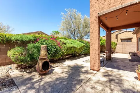 Exterior - 7039 S Golfside Ln, Phoenix, AZ 85042 photo 5 of 11