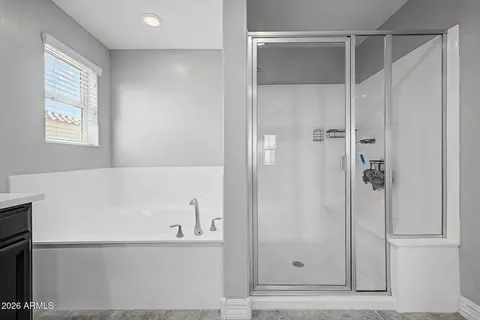 Bath - 9914 E Tungsten Dr, Mesa, AZ 85212 photo 2 of 2