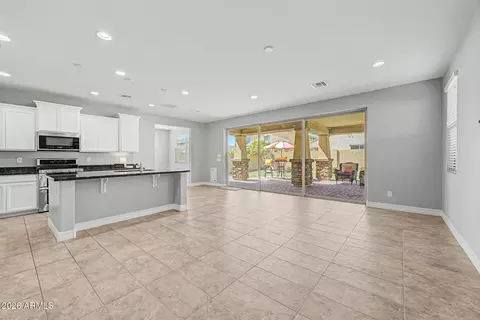Living - 9914 E Tungsten Dr, Mesa, AZ 85212 photo 2 of 4