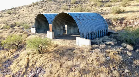 44000 N 10th St #-, New River, AZ 85087