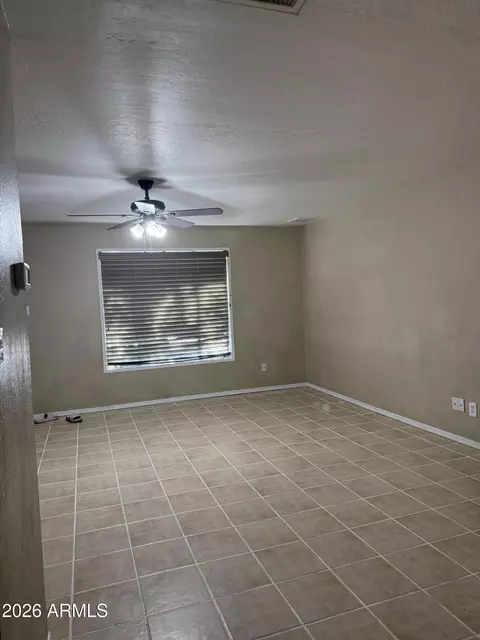 Living - 6011 N 33rd Ave, Phoenix, AZ 85017 photo 1 of 3
