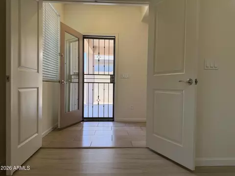 Entry Way - 6628 S 4th St, Phoenix, AZ 85042 photo 4 of 4