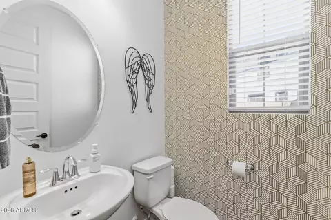 Bath - 11018 E Tesla Ave, Mesa, AZ 85212 photo 4 of 4