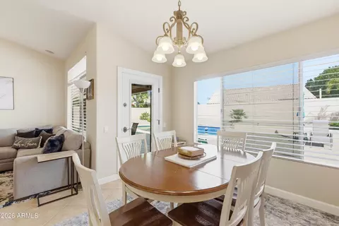 Dining - 4442 E Graythorn St, Phoenix, AZ 85044 photo 2 of 2