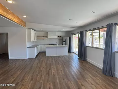 Living - 2533 E Geneva Dr, Tempe, AZ 85282 photo 1 of 1