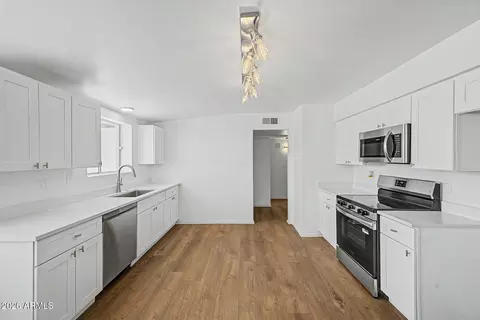 Kitchen - 5209 E Butte St, Mesa, AZ 85205 photo 1 of 5