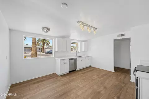 Kitchen - 5209 E Butte St, Mesa, AZ 85205 photo 4 of 5