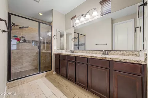 Bath - 4267 Erie St, Gilbert, AZ 85295 photo 1 of 2