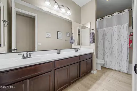 Bath - 4267 Erie St, Gilbert, AZ 85295 photo 2 of 2