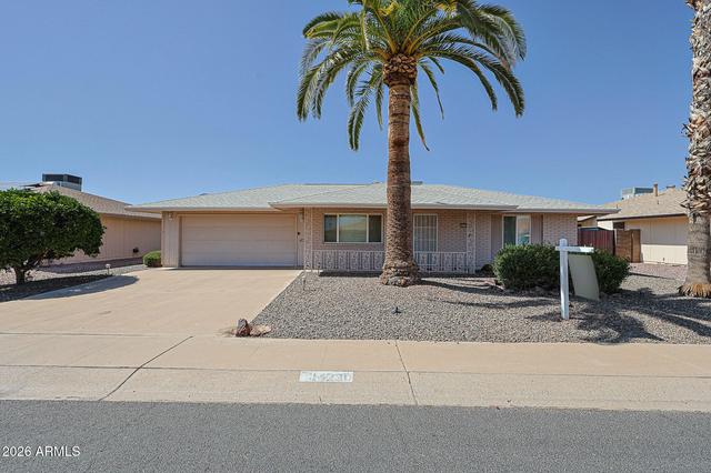 14228 N Mcphee Dr, Sun City, AZ 85351