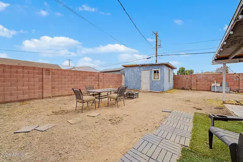 Exterior - 1817 N 38th Dr, Phoenix, AZ 85009 photo 7 of 9