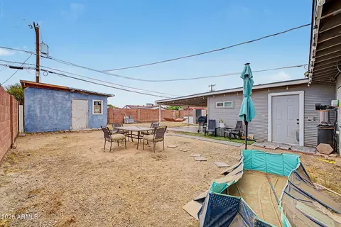 Exterior - 1817 N 38th Dr, Phoenix, AZ 85009 photo 6 of 9