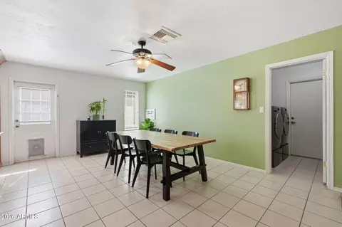 Dining - 1358 E Chilton Dr, Tempe, AZ 85283 photo 2 of 3