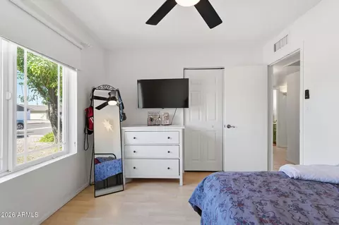 Bedroom - 1358 E Chilton Dr, Tempe, AZ 85283 photo 2 of 7