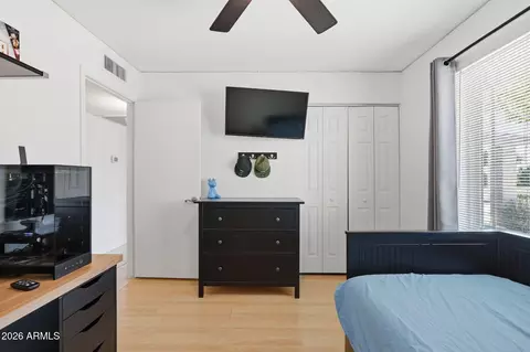 Bedroom - 1358 E Chilton Dr, Tempe, AZ 85283 photo 6 of 7