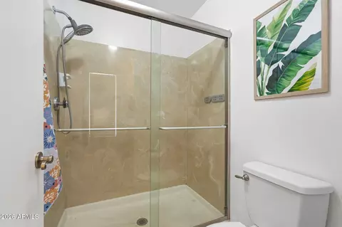 Bath - 1358 E Chilton Dr, Tempe, AZ 85283 photo 2 of 4