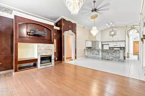 Living - 718 E Orangewood Ave, Phoenix, AZ 85020 photo 7 of 9