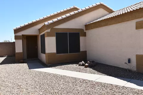 Exterior - 1387 W 18th Ave, Apache Junction, AZ 85120 photo 3 of 6