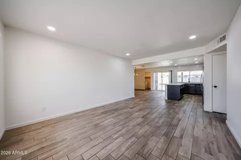 4034 E Windrose Dr, Phoenix, AZ 85032 photo 4
