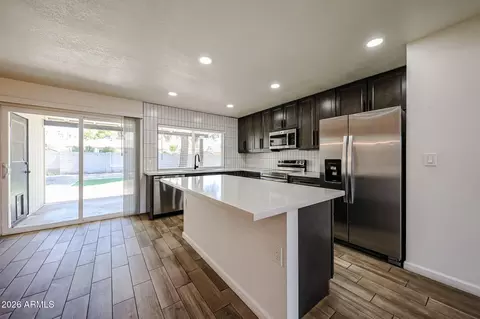 4034 E Windrose Dr, Phoenix, AZ 85032 photo 7