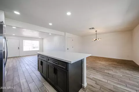4034 E Windrose Dr, Phoenix, AZ 85032 photo 9