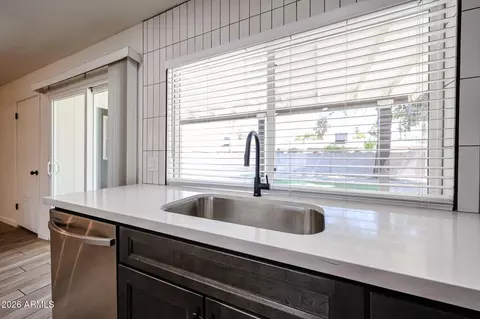 4034 E Windrose Dr, Phoenix, AZ 85032 photo 11