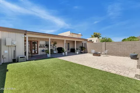 Exterior - 2170 E Minton Dr, Tempe, AZ 85282 photo 3 of 8