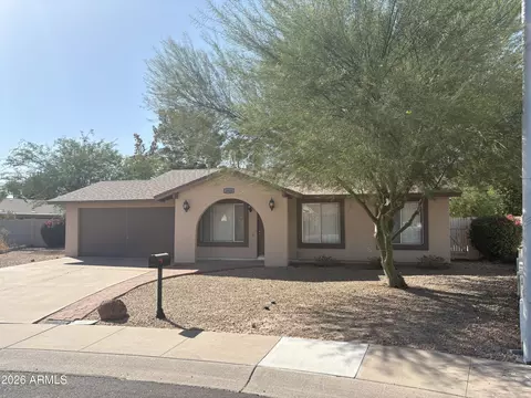 Exterior - 2020 E Rice Dr, Tempe, AZ 85283 photo 4 of 6