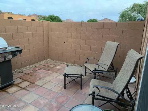 Exterior - 803 E Cochise Dr, Phoenix, AZ 85020 photo 2 of 3