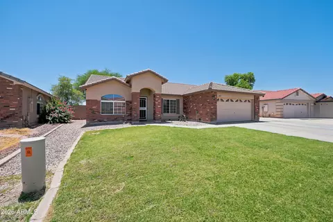Exterior - 2871 E Morgan Dr, Gilbert, AZ 85295 photo 1 of 5