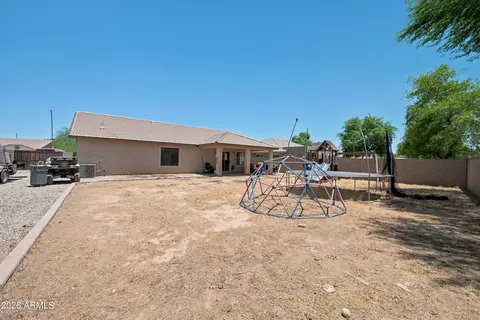 Exterior - 2871 E Morgan Dr, Gilbert, AZ 85295 photo 4 of 5