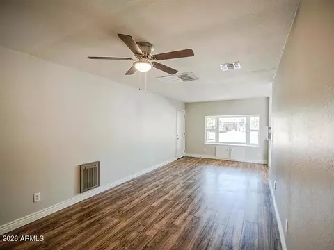 Living - 3317 W Montecito Ave, Phoenix, AZ 85017 photo 3 of 8