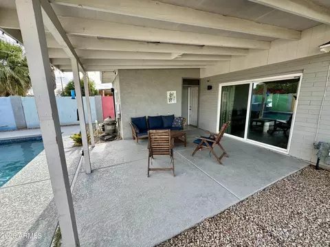 Exterior - 3317 W Montecito Ave, Phoenix, AZ 85017 photo 2 of 4
