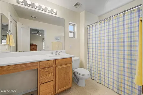 Bath - 1322 E Dunbar Dr, Phoenix, AZ 85042 photo 2 of 4