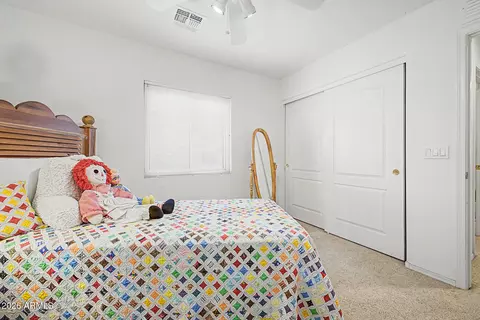 Bedroom - 1322 E Dunbar Dr, Phoenix, AZ 85042 photo 6 of 6
