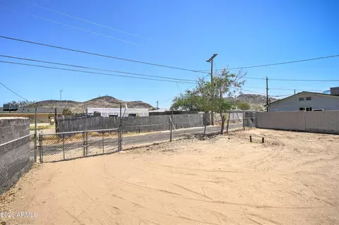 Exterior - 1306 W Brown St, Phoenix, AZ 85021 photo 4 of 6