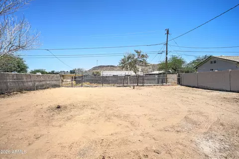Exterior - 1306 W Brown St, Phoenix, AZ 85021 photo 3 of 6