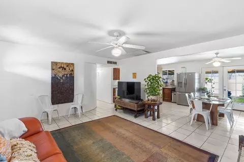 Living - 1229 E Devonshire Ave, Phoenix, AZ 85014 photo 5 of 5