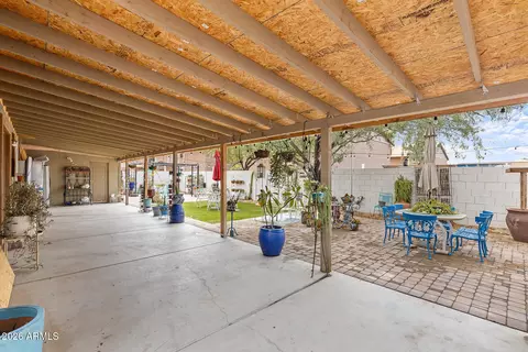 Exterior - 1229 E Devonshire Ave, Phoenix, AZ 85014 photo 11 of 22