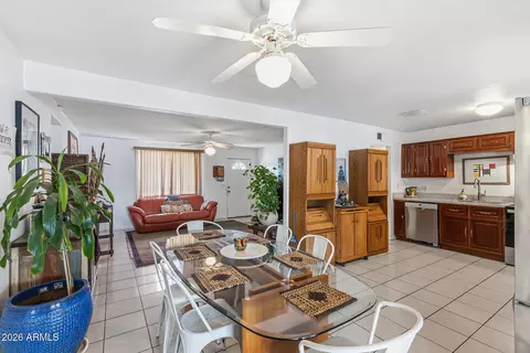 Dining - 1229 E Devonshire Ave, Phoenix, AZ 85014 photo 6 of 7