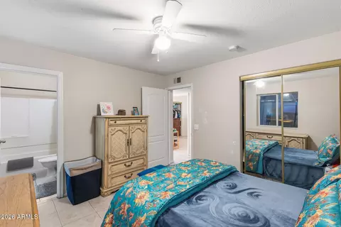 Bedroom - 1229 E Devonshire Ave, Phoenix, AZ 85014 photo 5 of 8