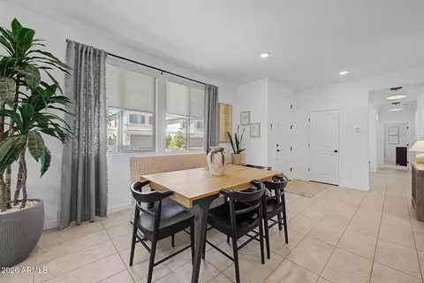 Dining - 4504 S Mole --, Mesa, AZ 85212 photo 1 of 1