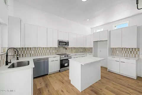 1503 N N Spg, Mesa, AZ 85203 photo 3