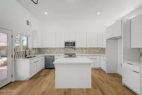 1503 N N Spg, Mesa, AZ 85203 photo 5