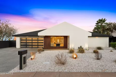 Exterior - 1955 E Greenway Rd, Phoenix, AZ 85022 photo 6 of 7
