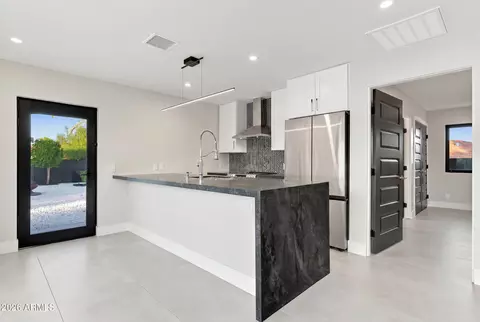 Kitchen - 1955 E Greenway Rd, Phoenix, AZ 85022 photo 3 of 3